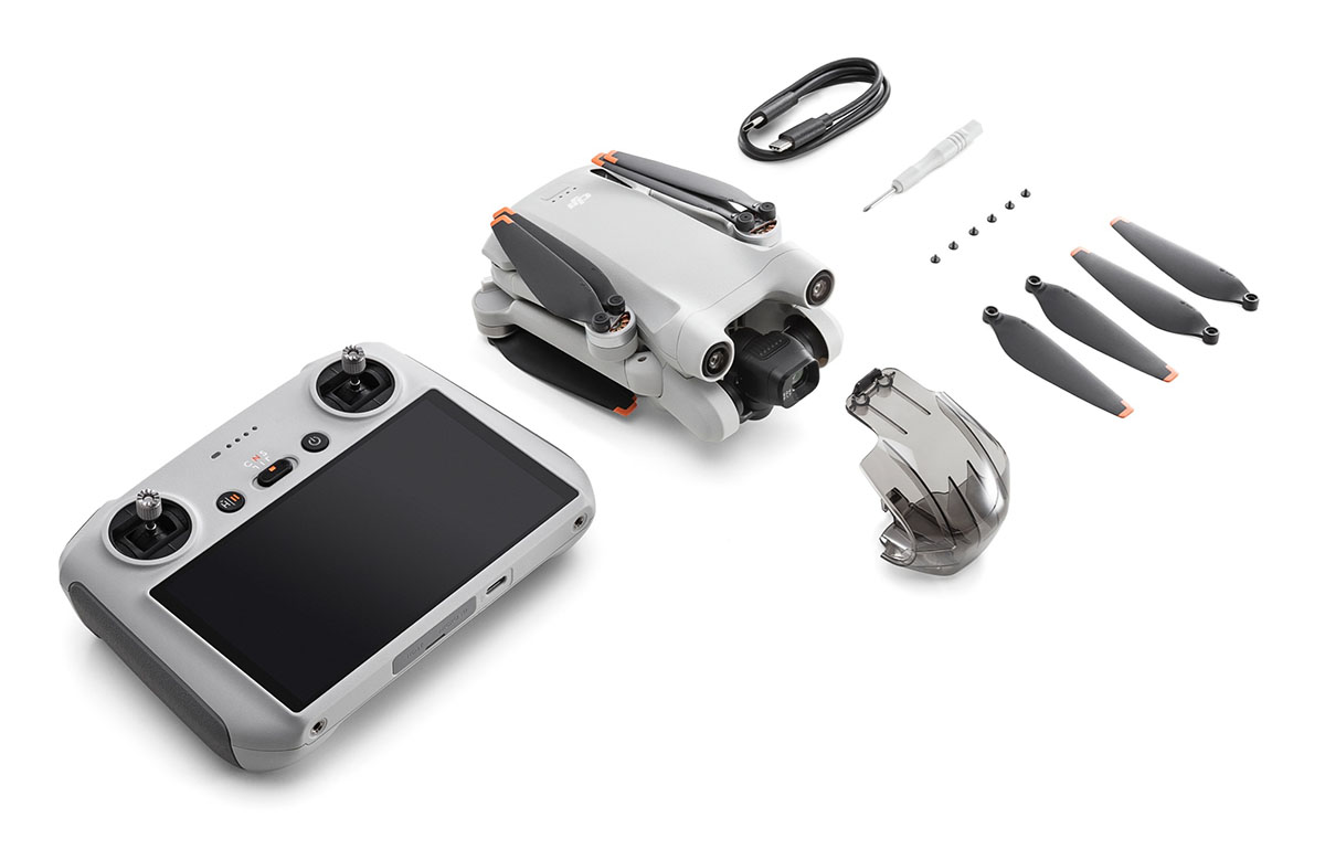 Квадрокоптер DJI Mini 3 Pro (с пультом DJI RC)